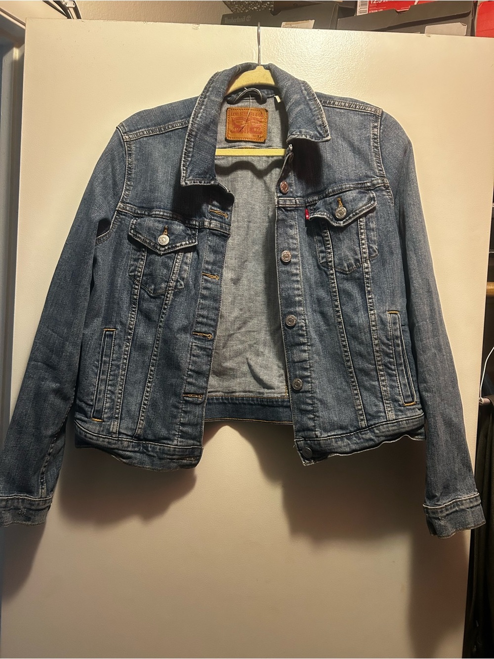 Levi's  Denim Jacket in Light Blue Wash